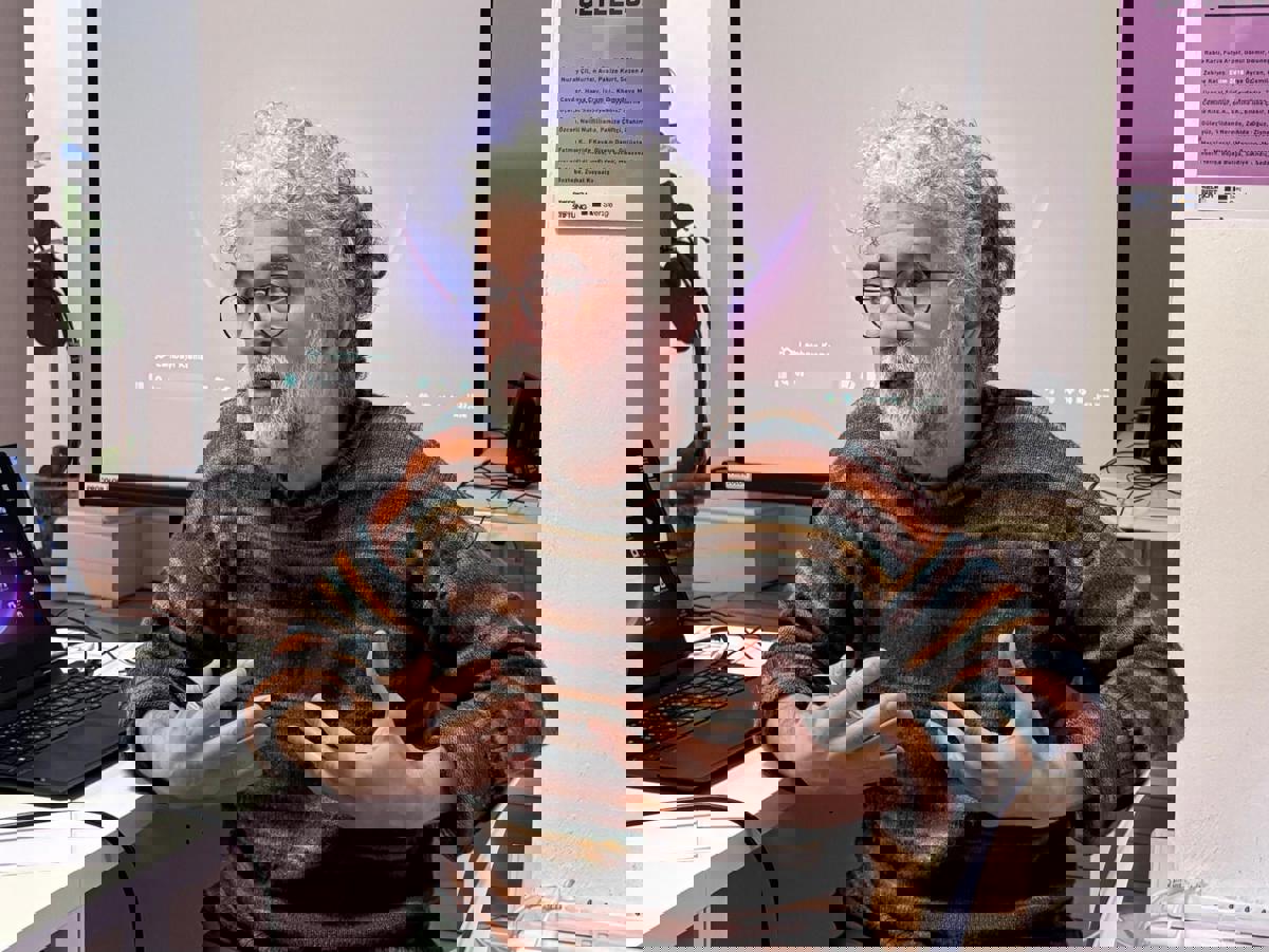 Sınır Tanımayan Gazeteciler (RSF) Türkiye Temsilcisi ve bianet Medya Gözlem Raportörü Erol Önderoğlu