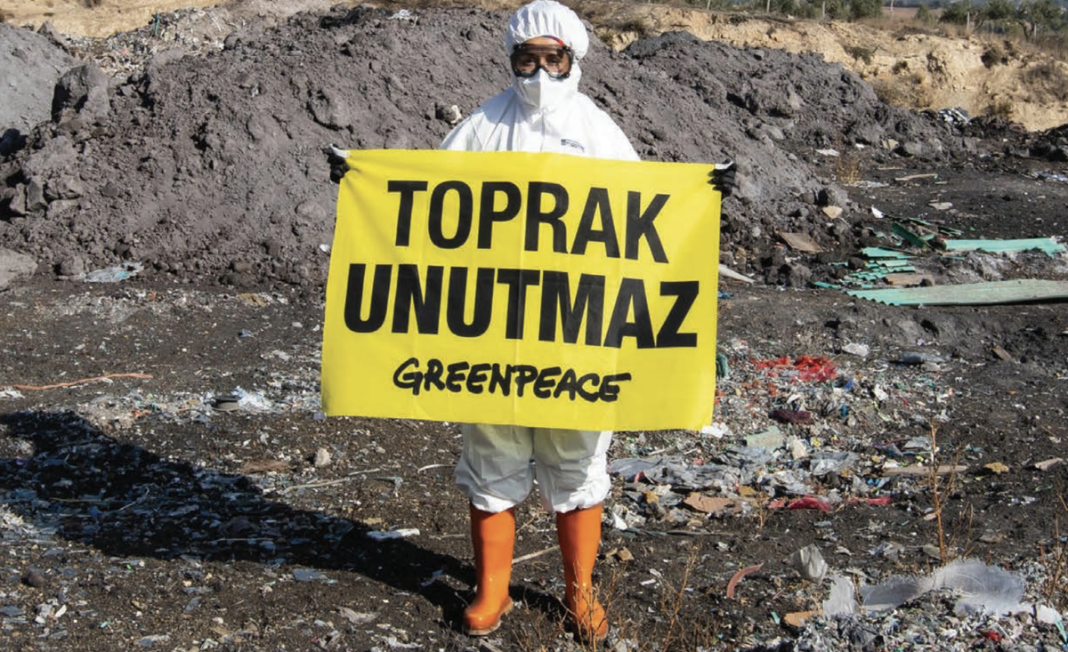 greenpeace türkiye- plastik- toprak unutmaz