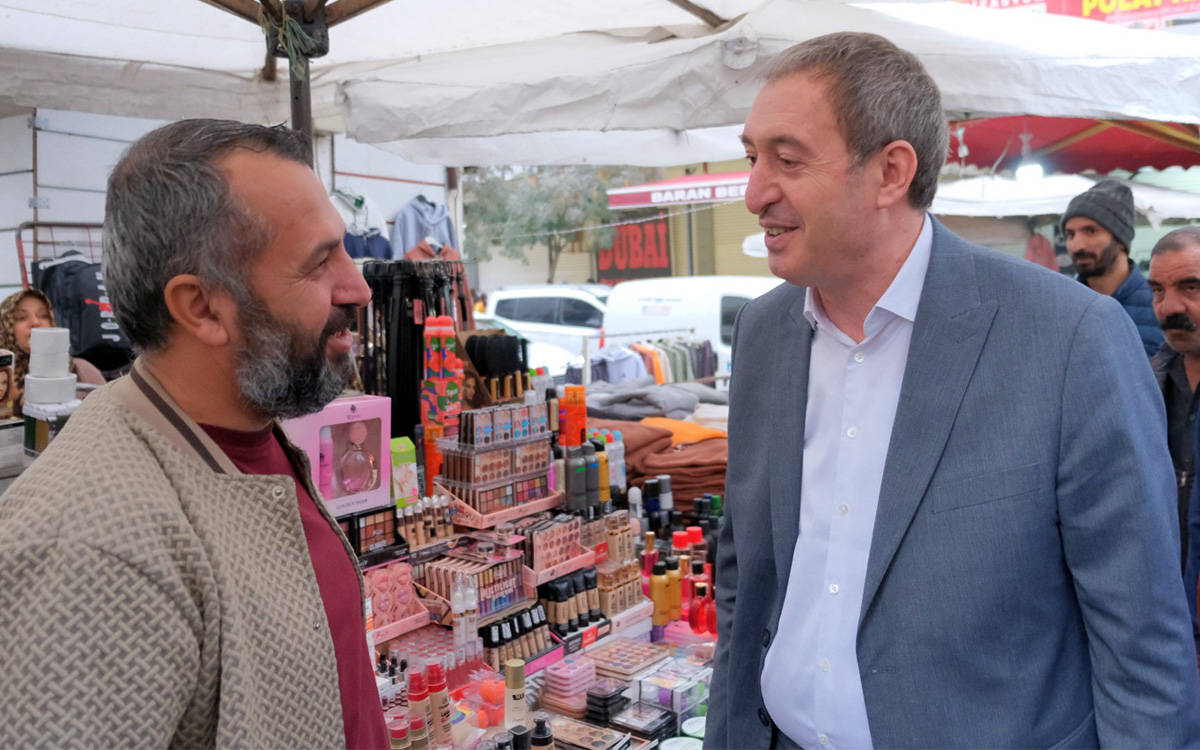 Diyarbakır’da HEDEP Eş Başkanı Tuncer Bakırhan’dan esnaf ziyareti