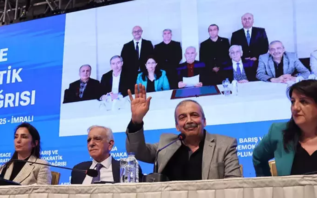 Yeni sürecin ilk anketi: Kürt meselesinde toplumunun algı, kanaat ve tutumları