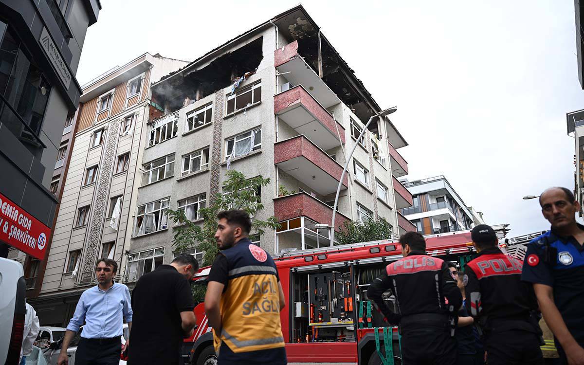 Two killed, four injured in explosion in a house in İstanbul