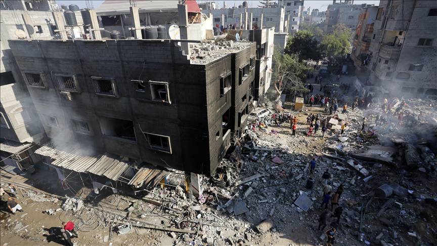 Gazze'ye gece boyunca bombardıman: Onlarca kişi öldürüldü