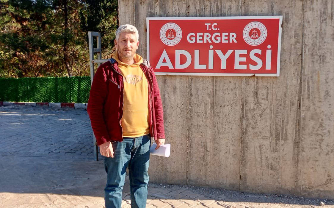 AYM, kaymakamı eleştirdiği için gazeteci Özgür Boğatekin'e verilen hapis cezasına 'ihlal' dedi