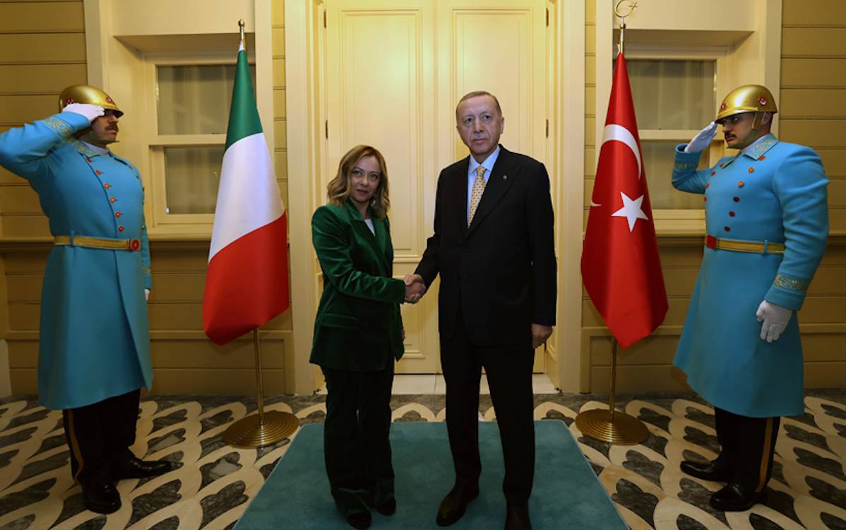 Meloni, Erdoğan'dan Libya'dan İtalya'ya akan göçü durdurmasını istemiş