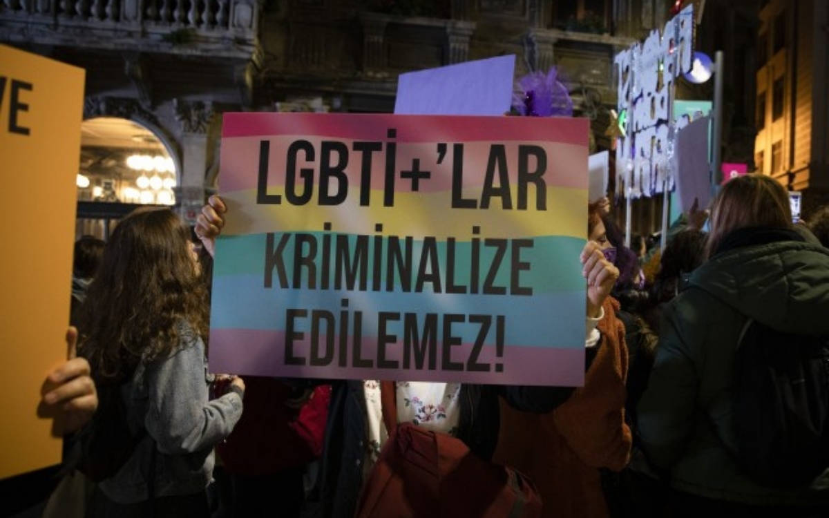 İHD LGBTİ+ Hakları Komisyonu’ndan Yeniden Refah Partisi’ne suç duyurusu