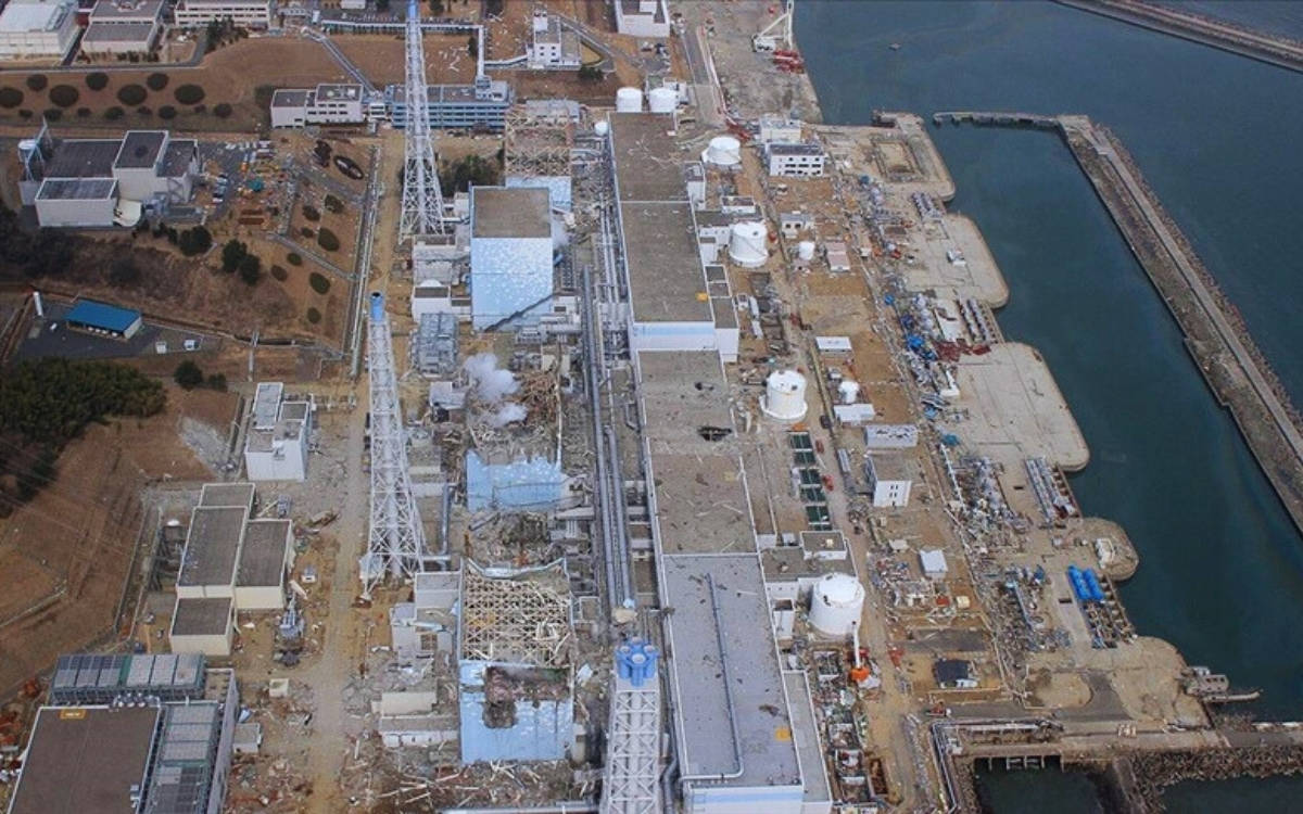 Fukuşima'dan radyoaktif madde içeren yaklaşık 5,5 ton su sızdı