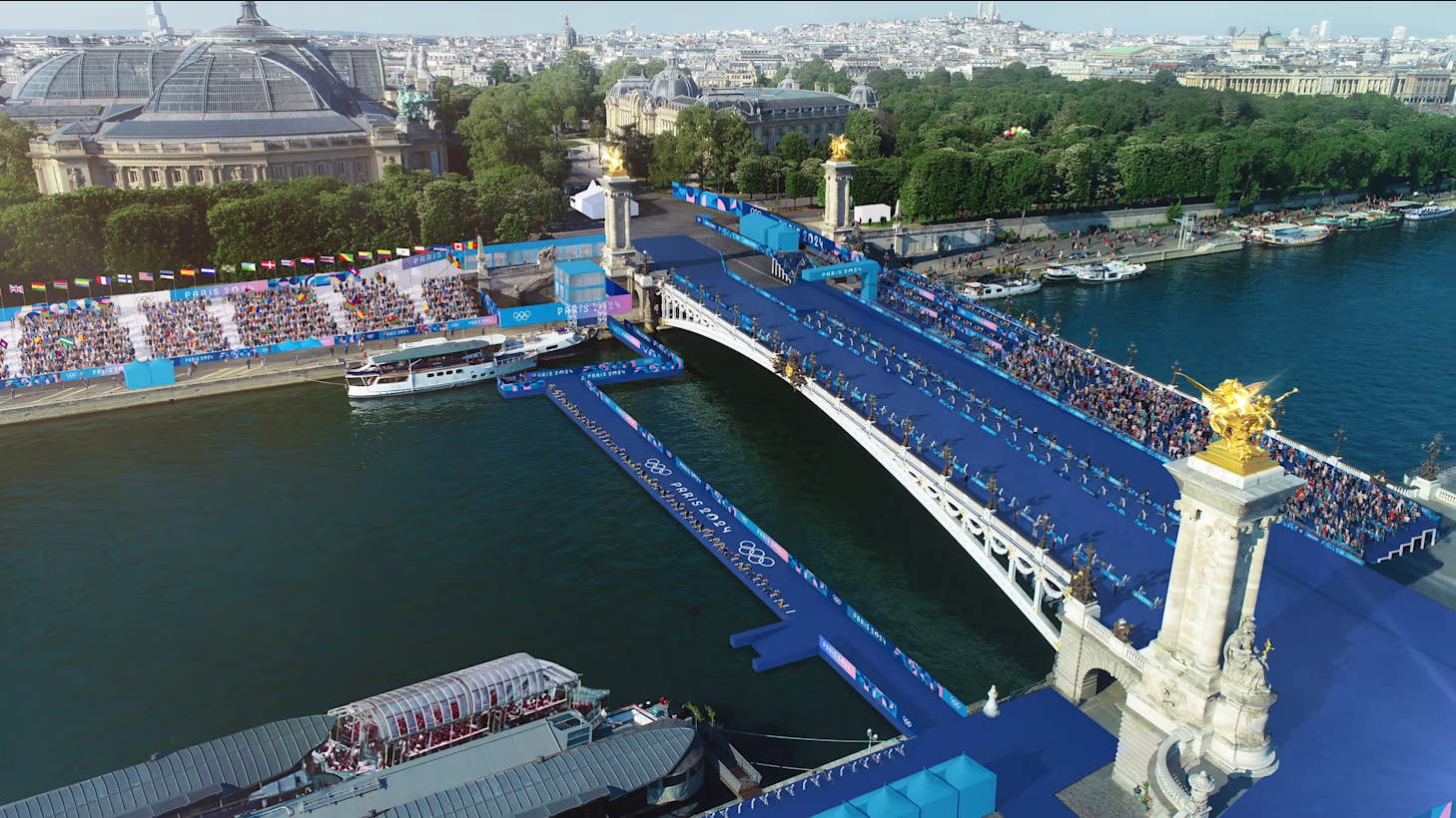 Paris Olimpiyatları: Triatlon yarışı Seine Nehri'ndeki kirlilik nedeniyle ertelendi