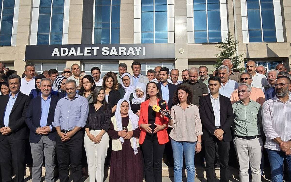 Hatimoğulları Van'da: Kürdün anadiliyle uğraşmak iktidara kazandırmaz