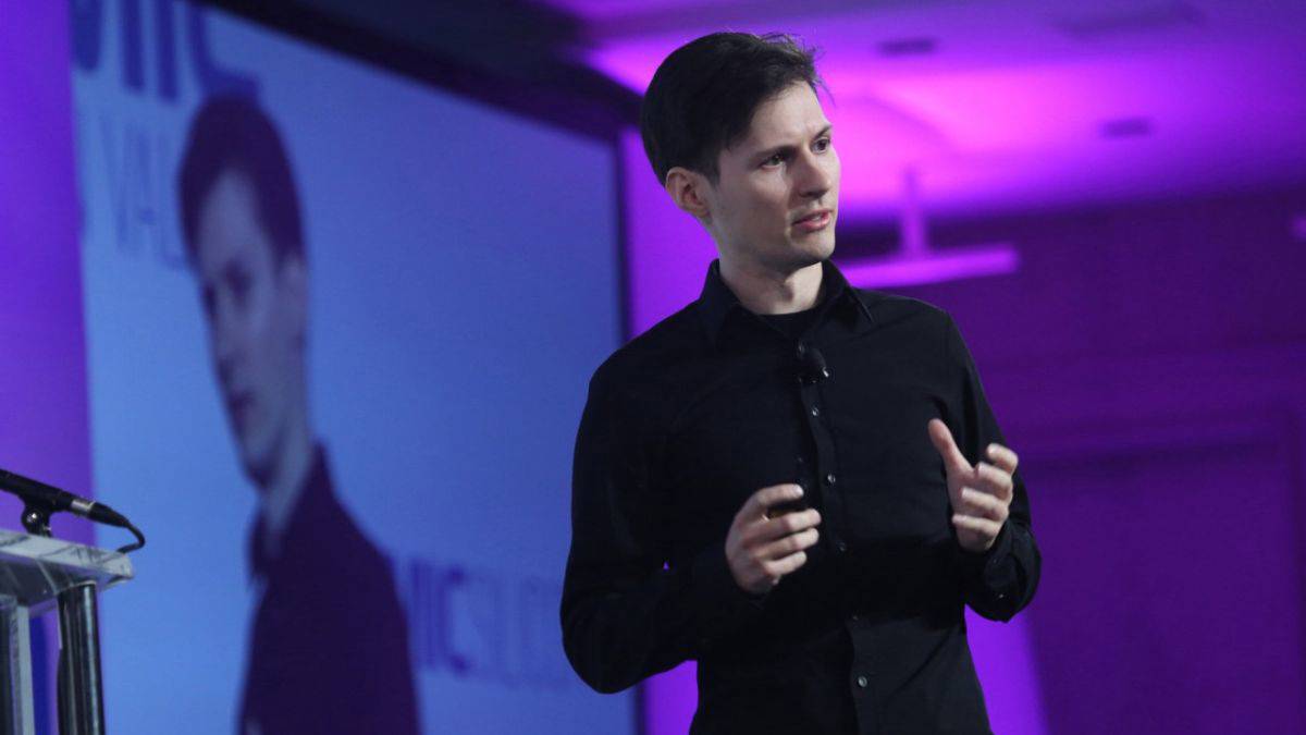 Telegram kurucusu Durov, Fransa’ya Macron’un davetiyle geldiğini söyledi