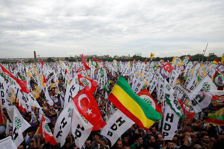 Study finds 'alarming' increase in Turkish-Kurdish polarization