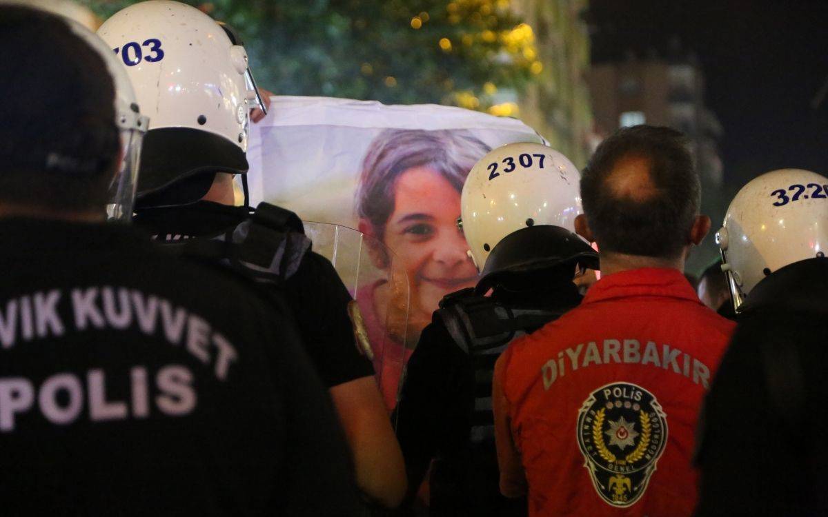 Diyarbakır’da Narin protestosu: Narin çocuktur, katil devlettir