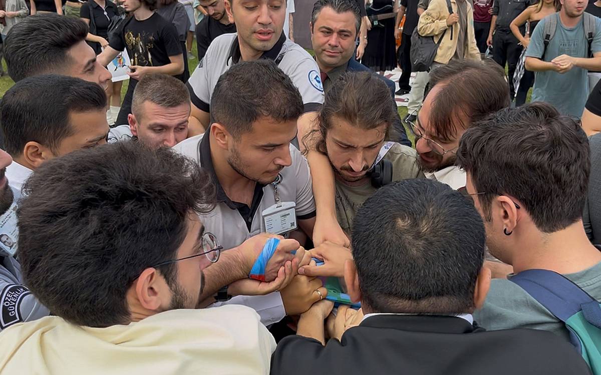 Boğaziçi Üniversitesi öğrencilerine özel güvenlik şiddeti