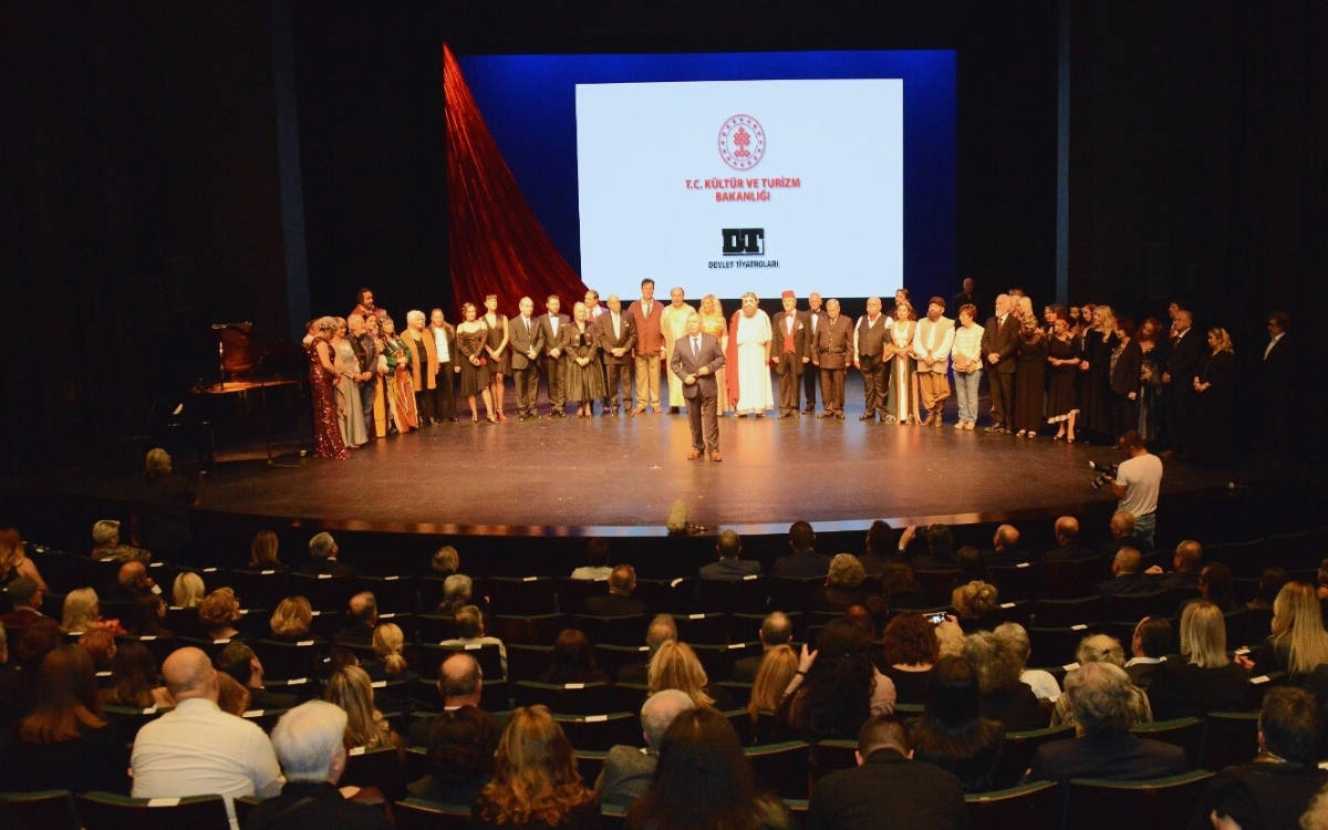 Tamer Karadağlı yönetimindeki Devlet Tiyatroları: Usulsüz atama ve ihaleler