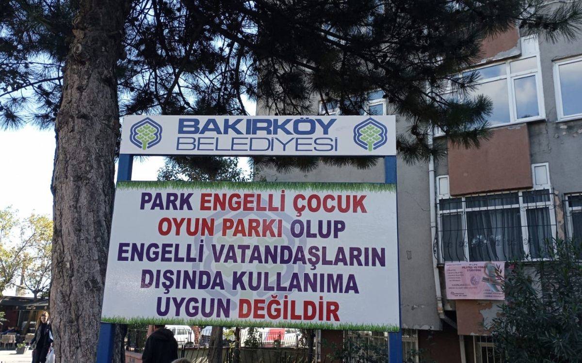 Bakırköy Belediyesi'ne 'engelli çocuk parkı' tepkisi