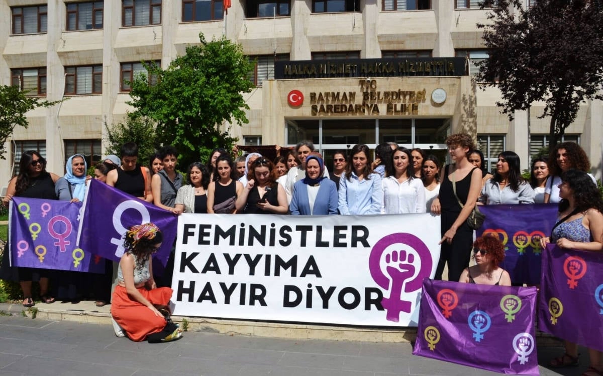 Kadın ve LGBTİ+’lardan kayyım tepkisi