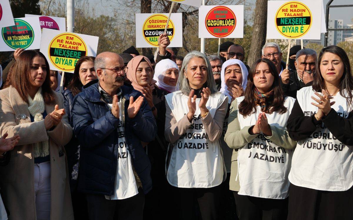 "Demokratik Çözüm ve Özgürlük Yürüyüşü" üçüncü gününde