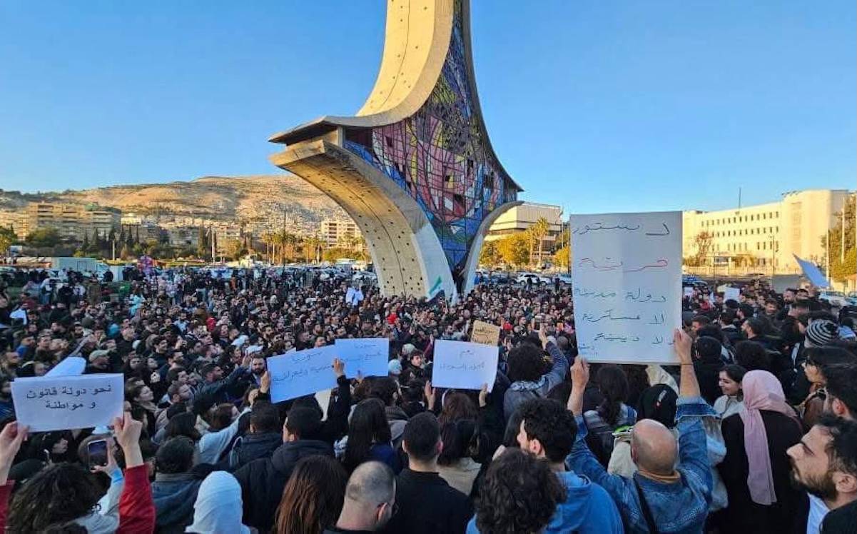 "Kadınlar özgür olmadan Suriye özgür olamaz"