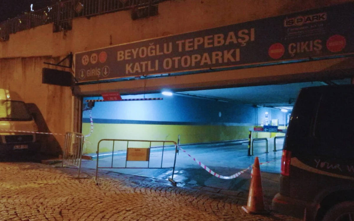 İBB'nin Beyoğlu'ndaki otoparkı tedbir amacıyla boşaltılıyor