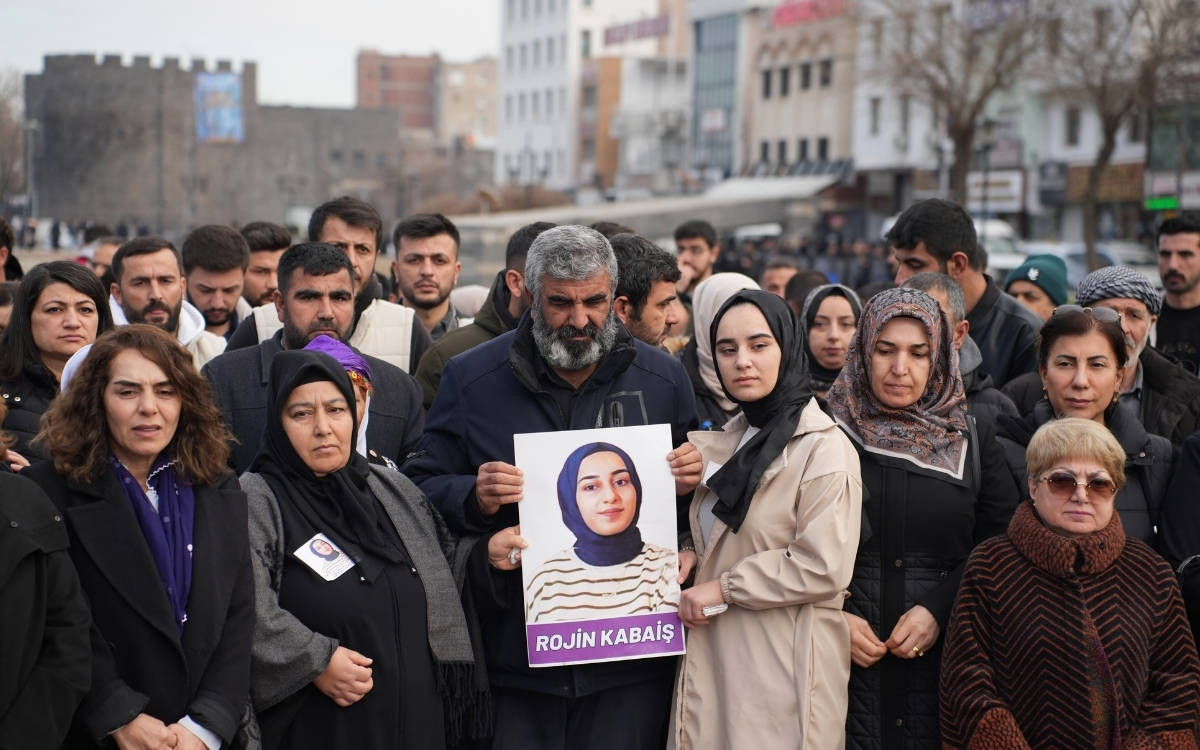 Kadınlar Diyarbakır'dan seslendi: "Rojin Kabaiş'in ölümü aydınlatılsın"