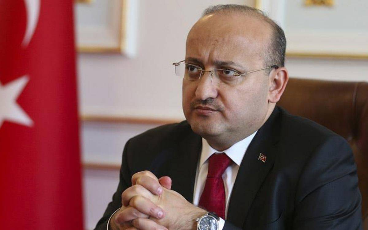 Yalçın Akdoğan: Devlet Bey'i duyunca elimdeki çatalı düşürdüm, eşim deprem oluyor sandı