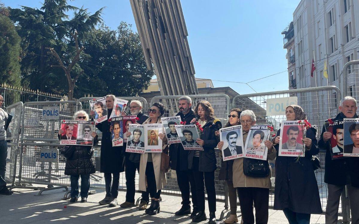 Cumartesi Anneleri/ İnsanları: Cüneyt Aydınlar için adalet, barış için demokrasi