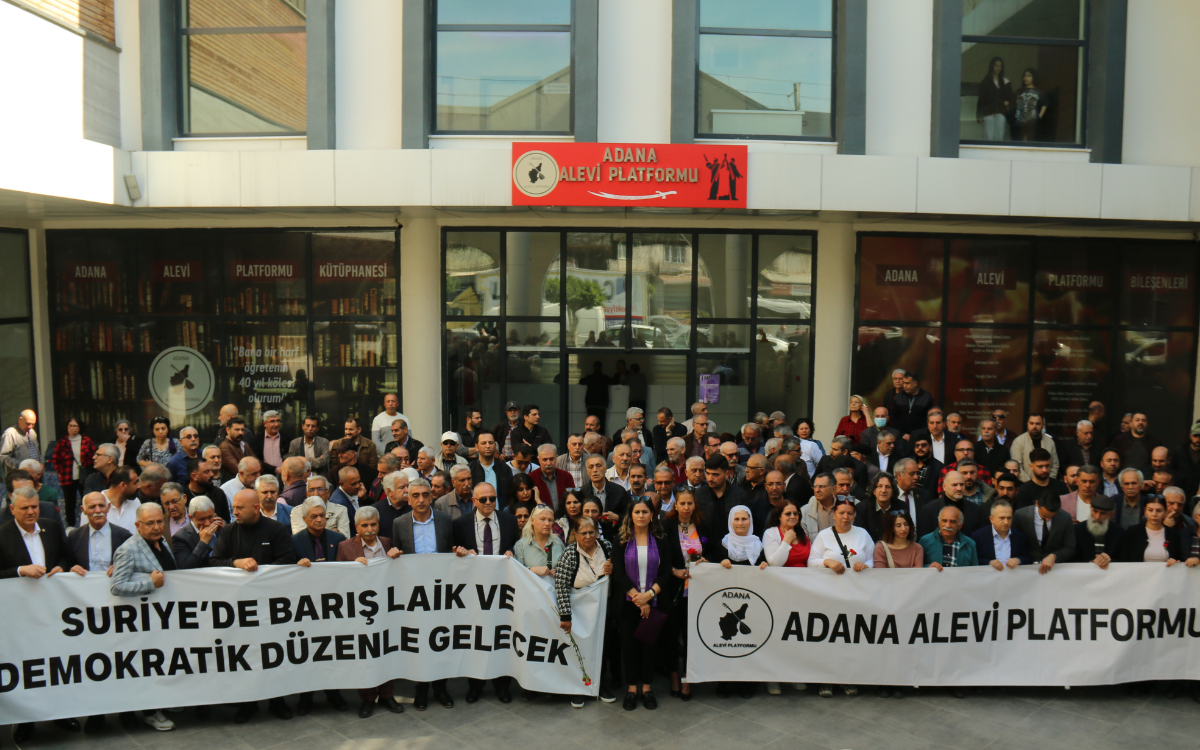 Suriye’deki Alevi katliamları Adana ve Hatay’da protesto edildi