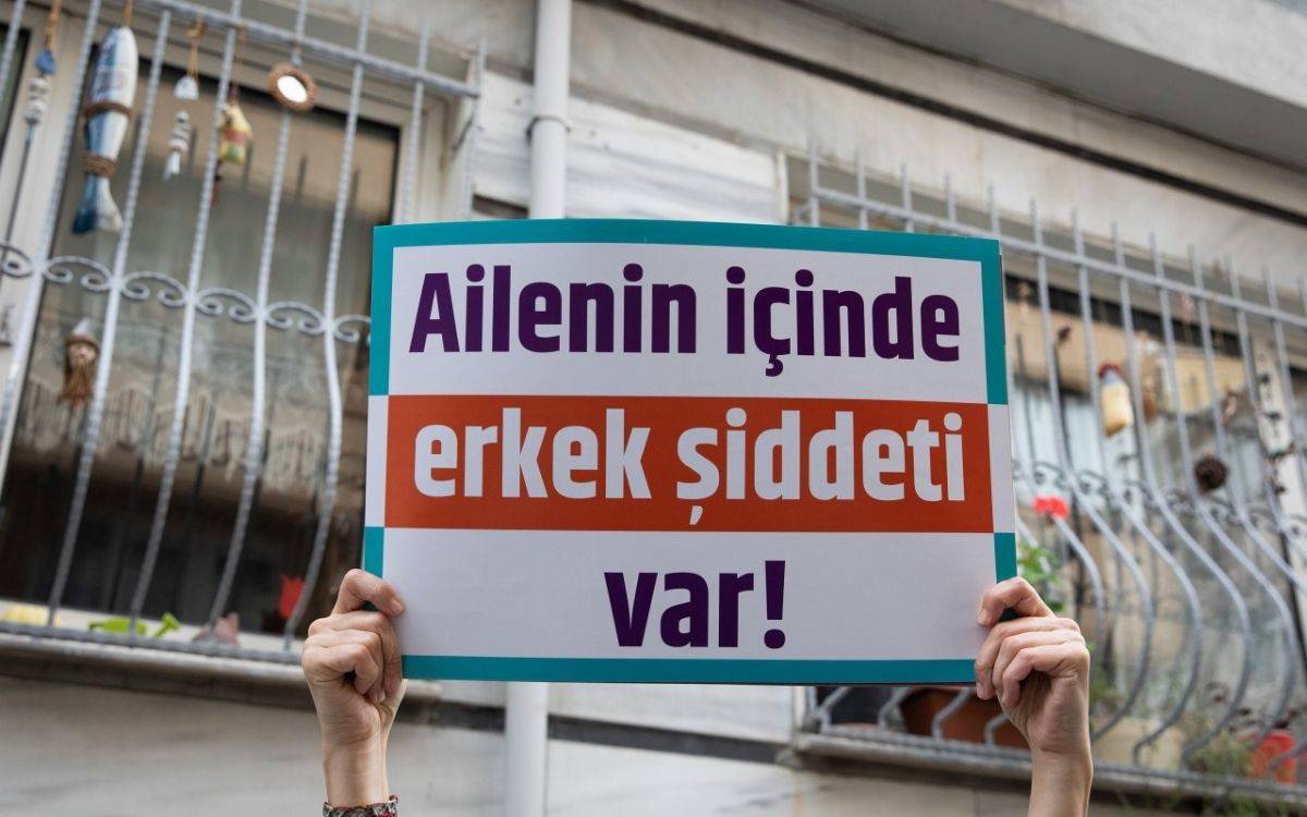 “İstanbul Sözleşmesi’nden çıkınca katillerin sırtı sıvazlandı”