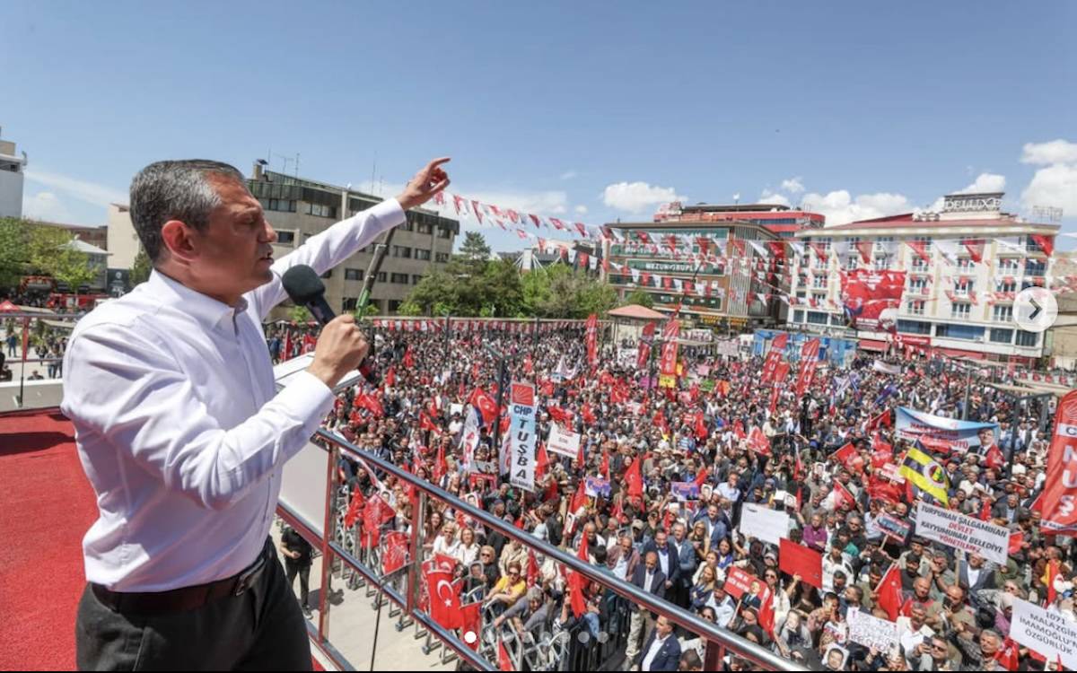 Özgür Özel: "Barışın yanındayız"