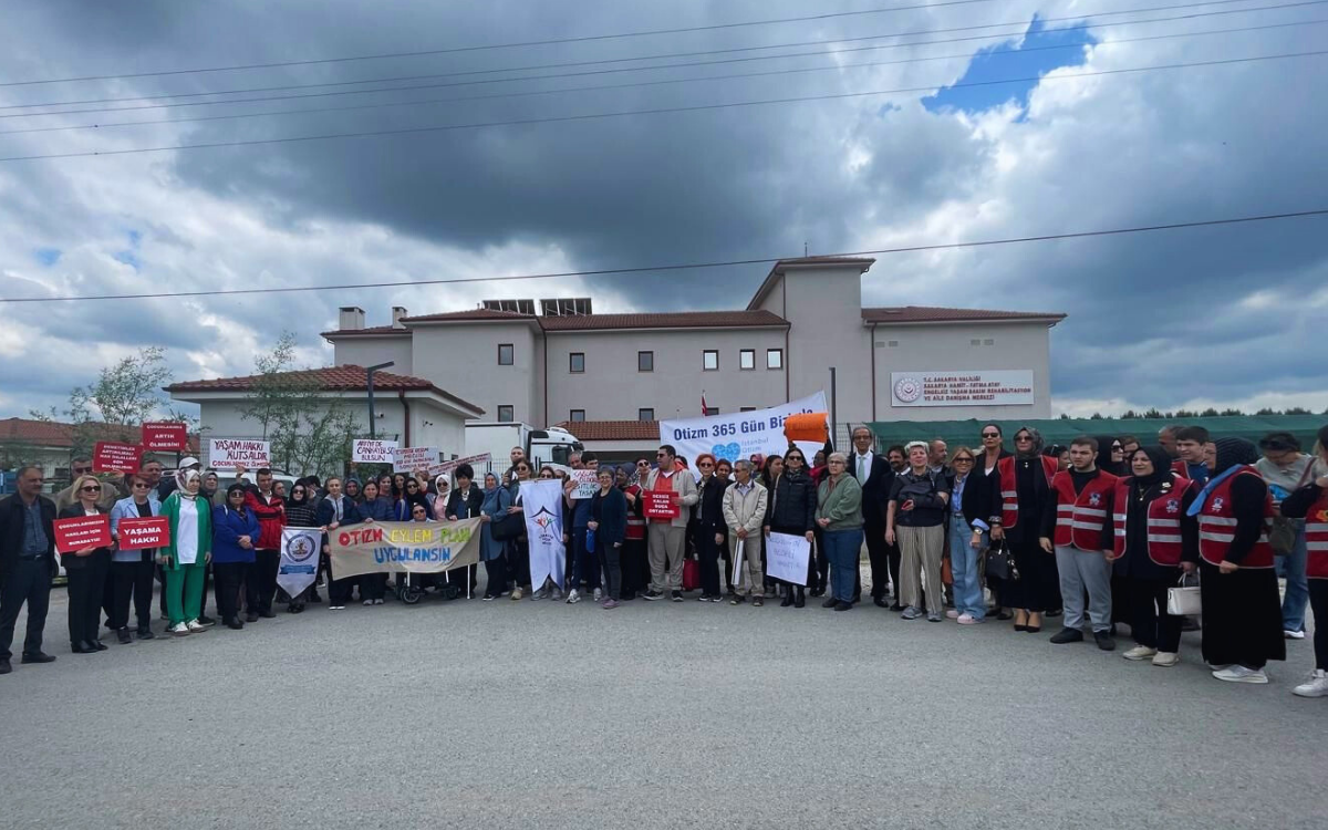 Otizm bakım merkezlerinde hak temelli bakım reformu çağrısı