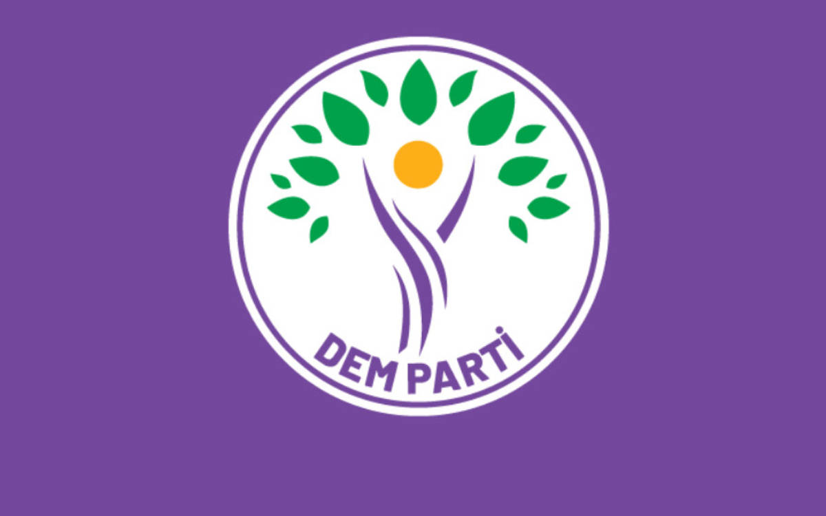 DEM Partiyê Cejna Zimanê Kurdî pîroz kir