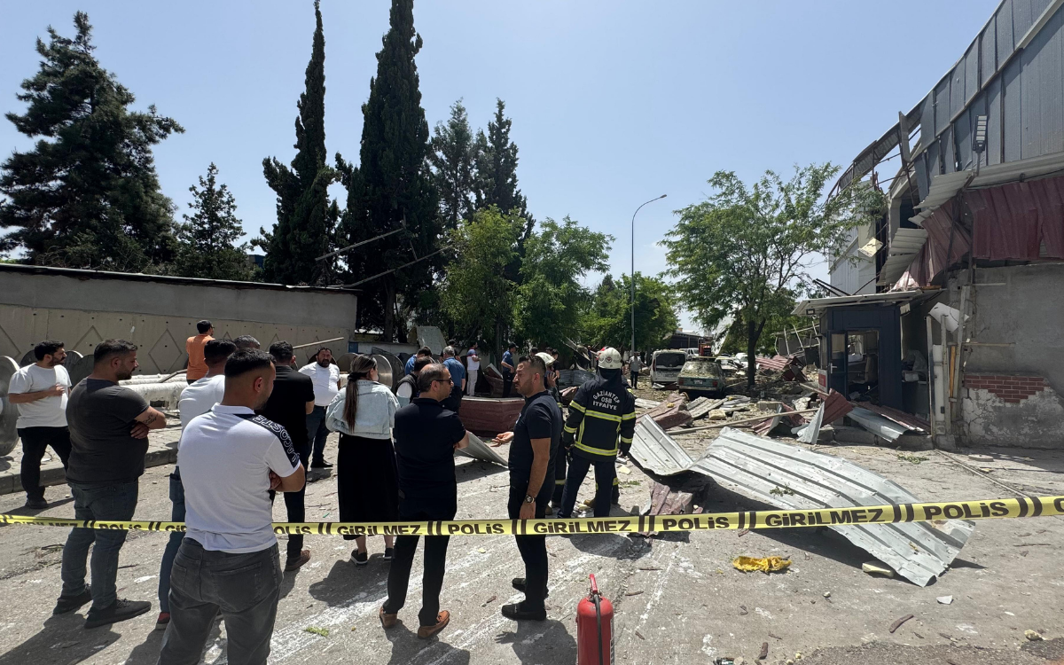 Antep'te bir halı fabrikasında patlama: 7 işçi yaralandı