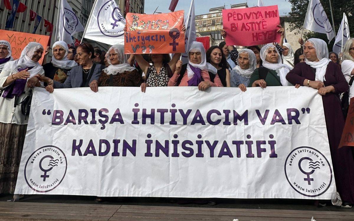 Kadınlardan barış çağrısı: Savaşa değil, hayata bütçe