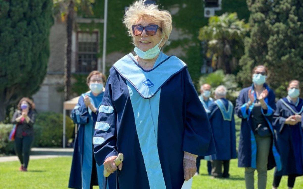 Prof. Dr. Oya Başak hayatını kaybetti