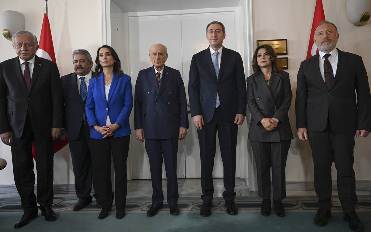 “Meclis komisyonu ve anayasa konuları ele alındı”