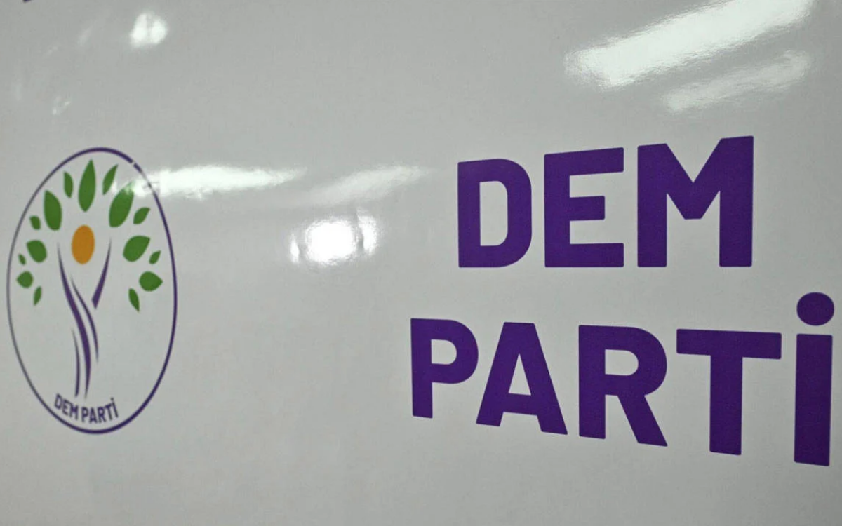 DEM Parti MYK'den 'CHP'li belediyelere operasyon' tepkisi