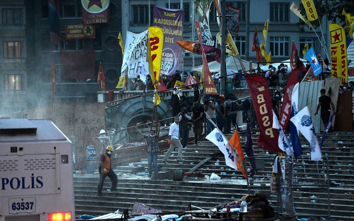 Gezi’nin yıl dönümünde Taksim’e ulaşım engeli