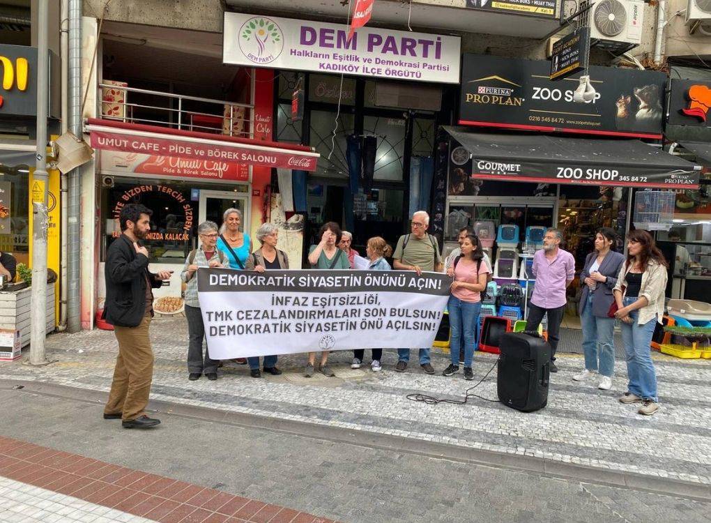 DEM Parti’den “Yargı Paketi” protestosu: Hasta mahpuslar görmezden geliniyor
