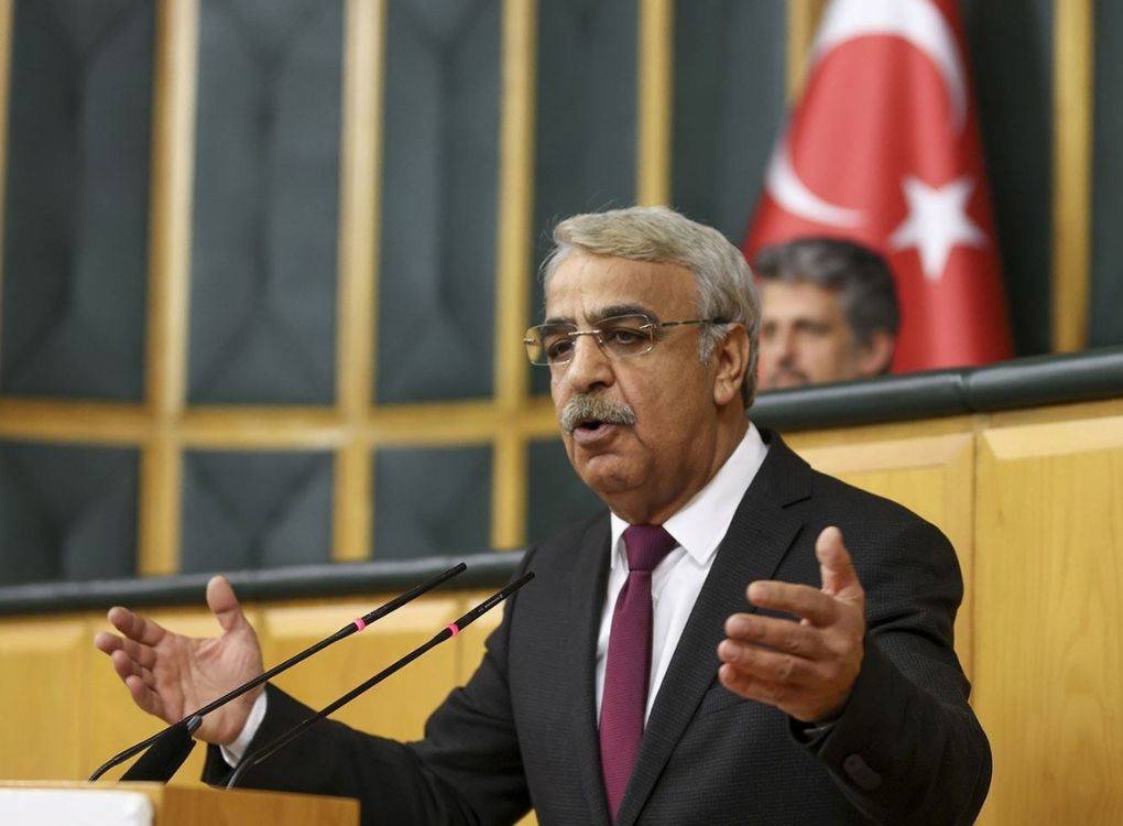 İmralı Heyeti’nin yeni üyesi Prof. Dr. Mithat Sancar oldu