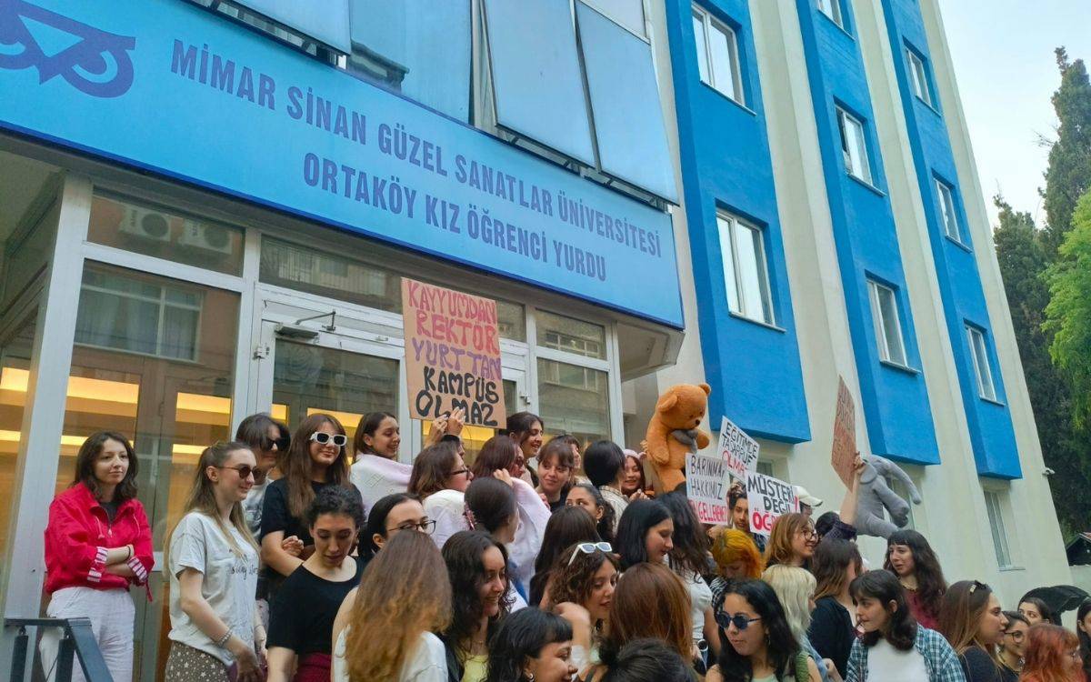 Öğrencilerden "yurtsuz kalma" tepkisi: Sesimizi duyuramıyoruz