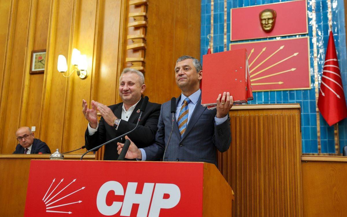 Özel’den Erdoğan’a: Kasım’da seçim hodri meydan