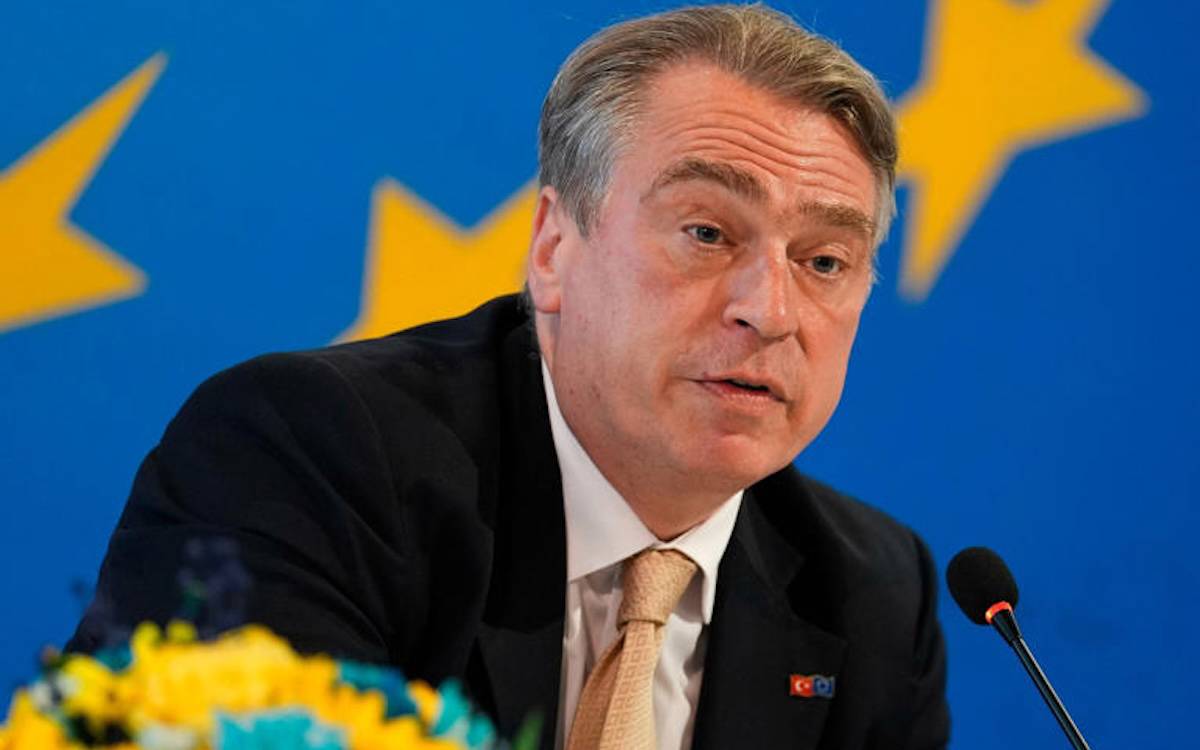 Ossowski: "Türkiye için AB vize serbestisi olmayışı stratejik ilişkilerimize uygun değil"