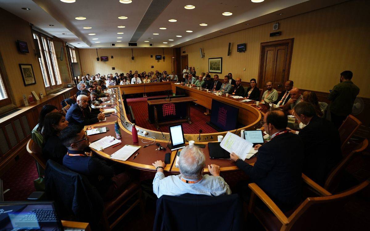 İngiltere Parlamentosu’nda Kürt konferansı: Diplomatik destek harekete geçmeli