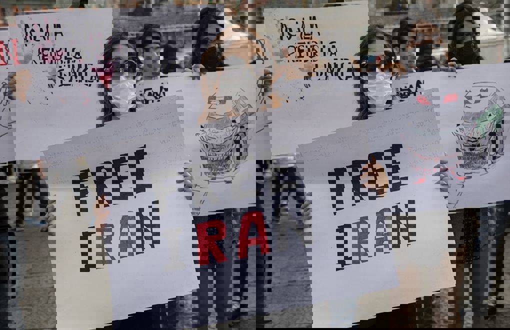 Ebadi: İsrail’in saldırısı sonrası Evin Cezaevi’nde mahpuslara işkence uygulandı