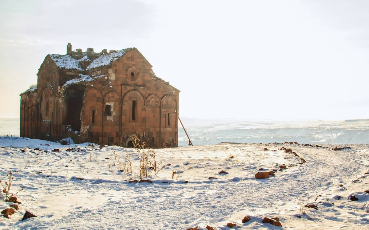 “Anadolu’da ilk cuma namazının Ani’de kılındığına dair net bilgi yok”