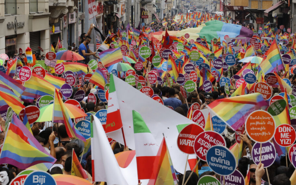 LGBTİ+'ların kazanımları tırpanlanıyor