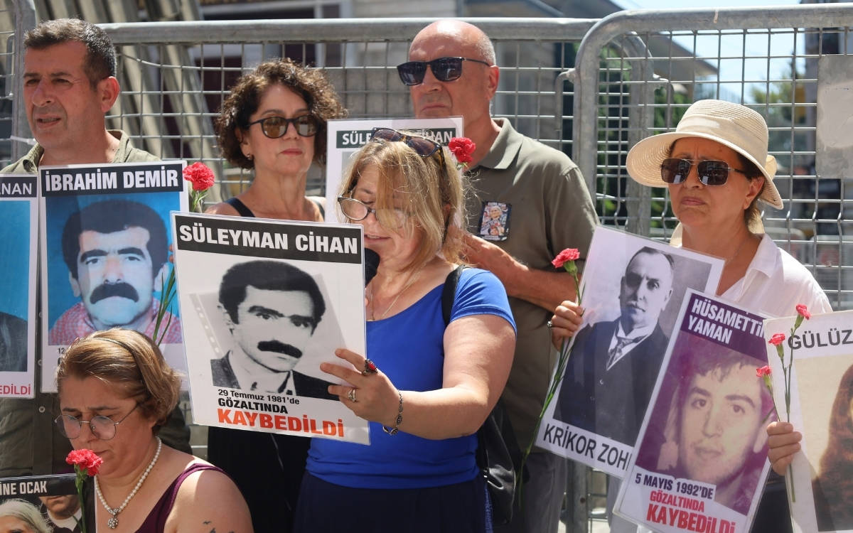 Cumartesi Anneleri/İnsanları’ndan hükümete çağrı: Yargı kararlarına uyun, alanı açın