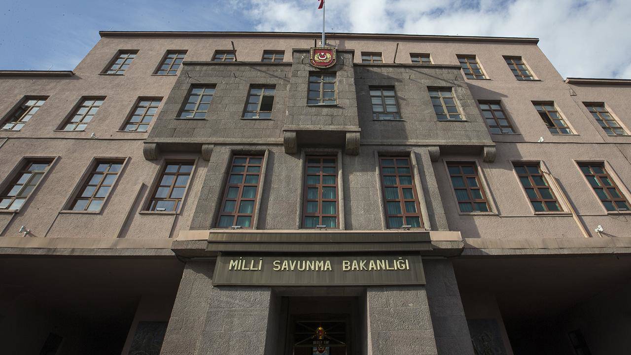 İskenderun'da iki asker aşırı sıvı kaybından öldü