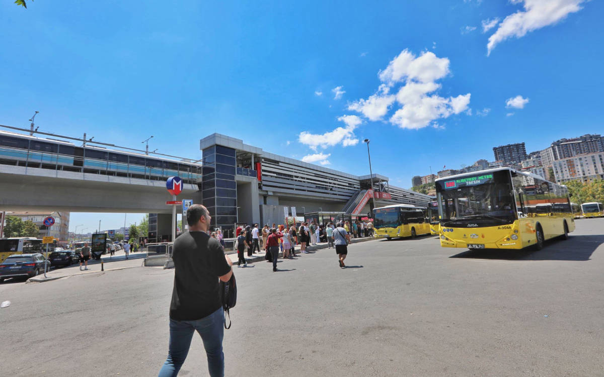 İstanbul'da toplu taşımada öğrenci indiriminde 30 yaş sınırı iptal