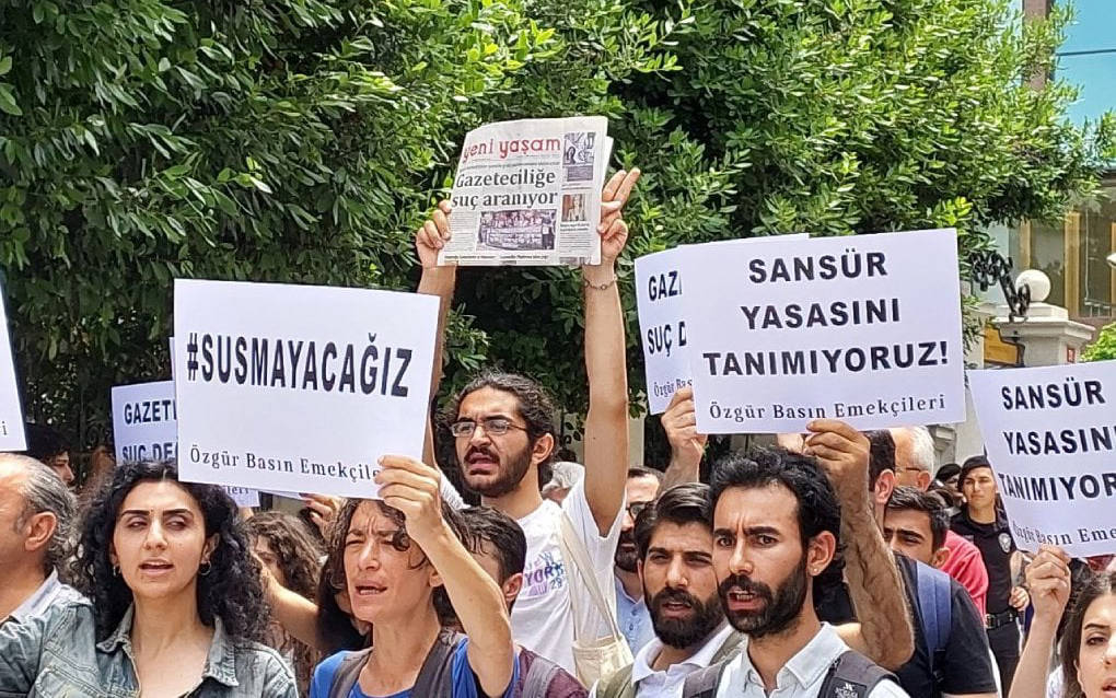 Temmuz’da gazetecilere 5 tutuklama, 84 yargılama