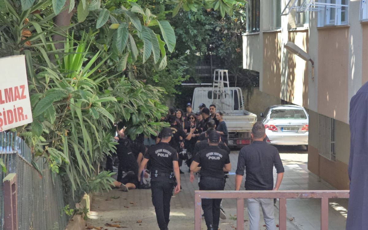 Gazetecilere ve aktivistlere Onur Yürüyüşü davası